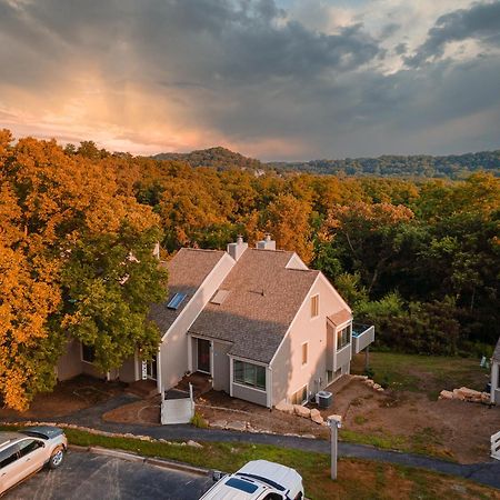 Summer Specials! Cozy King Beds, Pool Access, Galena Territory Amenities, Fireplace, Great Location In Galena Territory On Lake Galena Exterior foto